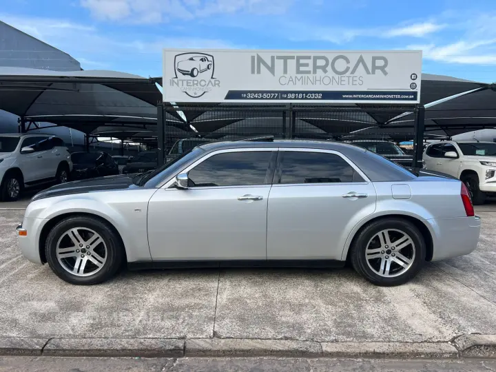 300 C 5.7 Hemi Sedan V8 16V