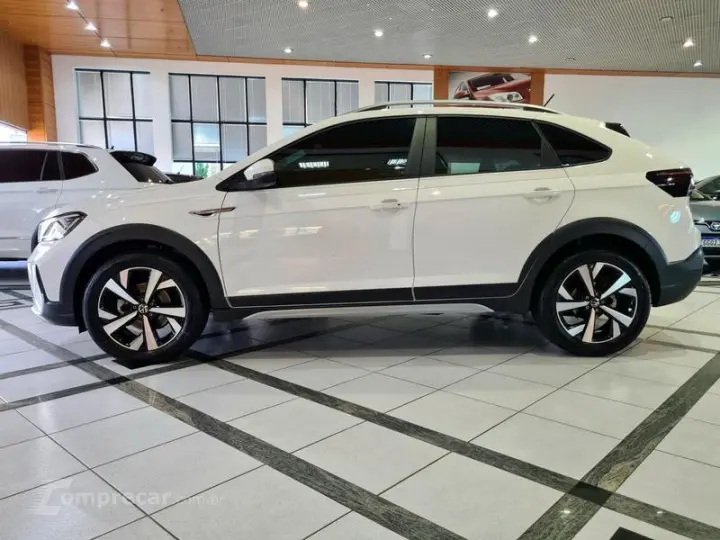 NIVUS HIGHLINE 1.0 200 TSI FLEX AUT.