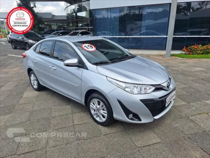 YARIS 1.5 16V FLEX SEDAN XL PLUS TECH MULTIDRIVE