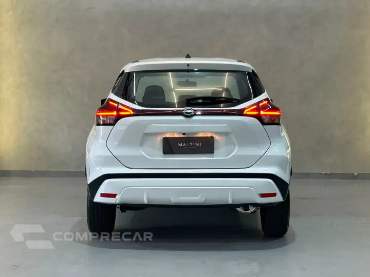 KICKS Active 1.6 16V Flex Aut.
