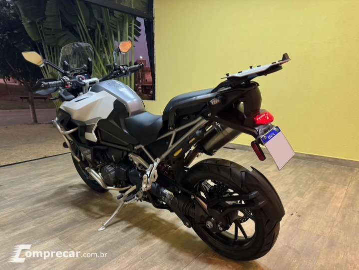 Tiger 1200 GT Explorer