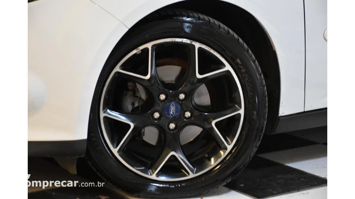 FOCUS SEDAN - 2.0 TITANIUM SEDAN 16V 4P AUTOMÁTICO