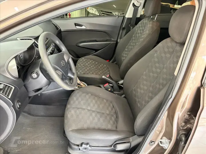 HB20 1.6 COMFORT PLUS 16V FLEX 4P AUTOMÁTICO