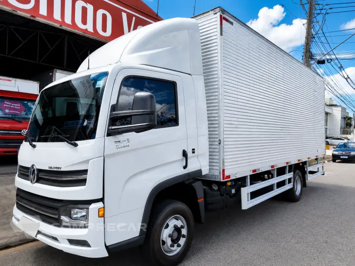 Delivery 11.180 Prime + Baú