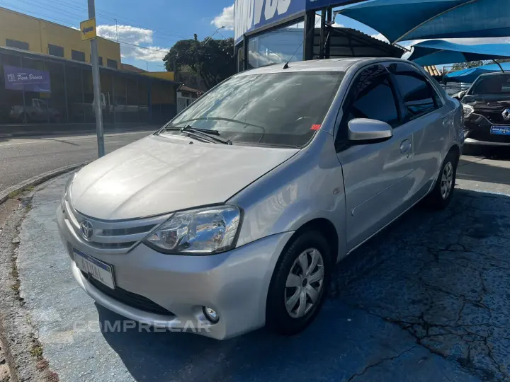 ETIOS 1.5 XS SEDAN 16V FLEX 4P MANUAL