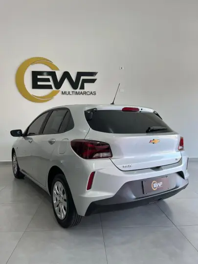 ONIX HATCH LT 1.0 12V Flex