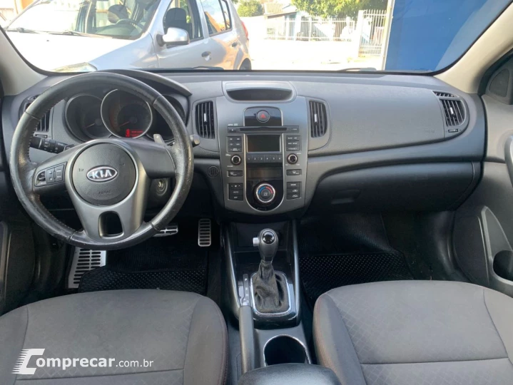Cerato Sedan 1.6 16V 4P EX AUTOMÁTICO