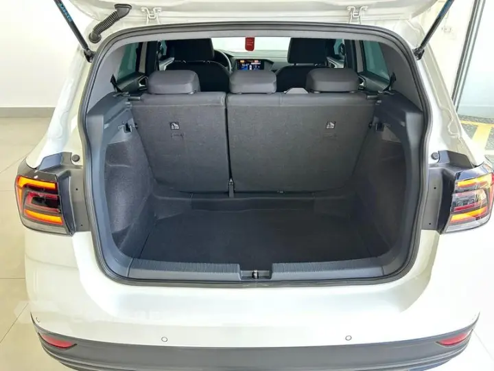 T CROSS SENSE TSI