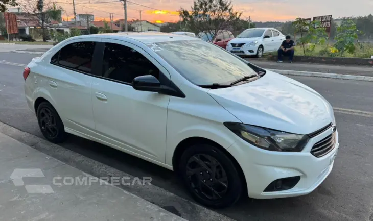 Onix Sedan 1.0 4P FLEX JOY BLACK PLUS