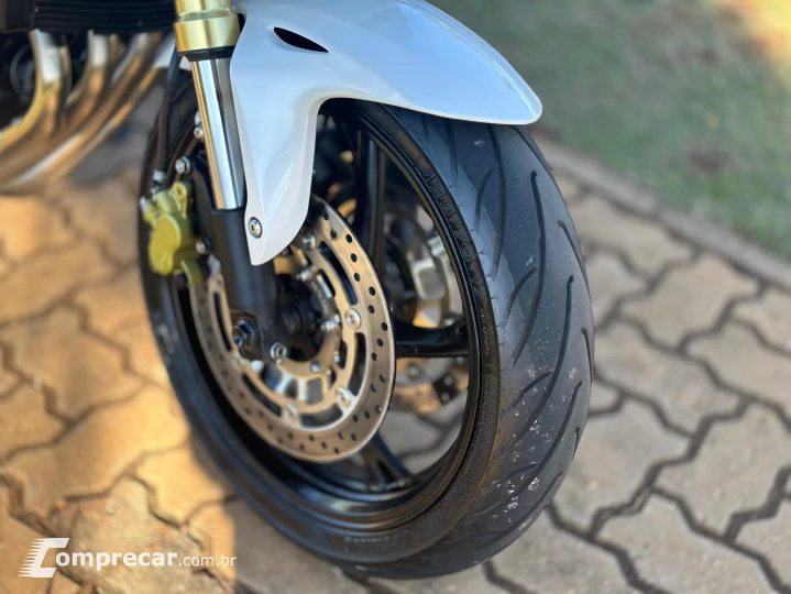 CB 600F HORNET