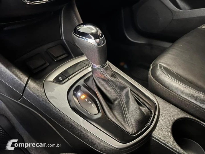 CHEV CRUZE LT HB AT