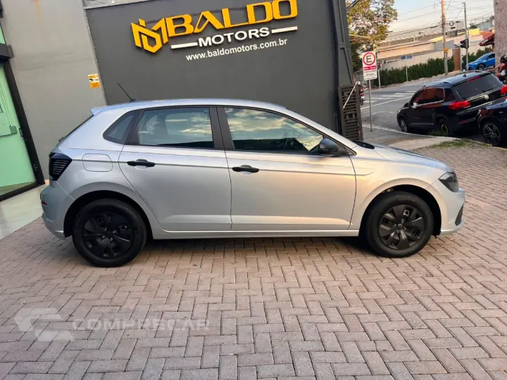 Polo Track 1.0 Flex 12V 5p
