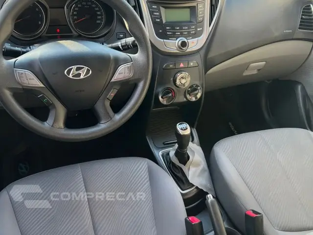 HB20S - 1.6 COMFORT PLUS 16V 4P MANUAL