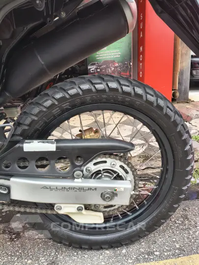XRE 300