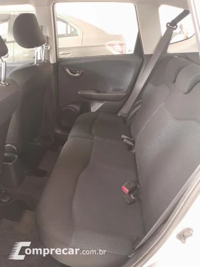 Fit 1.4 16V 4P LX FLEX
