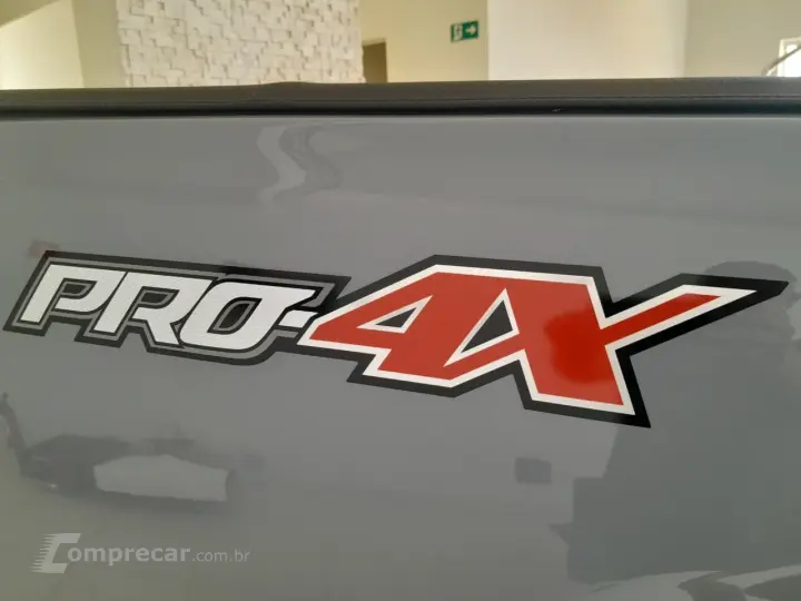 Frontier 2.3 16V PRO4X CABINE DUPLA 4X4 BI-TURBO DIESEL AUTO