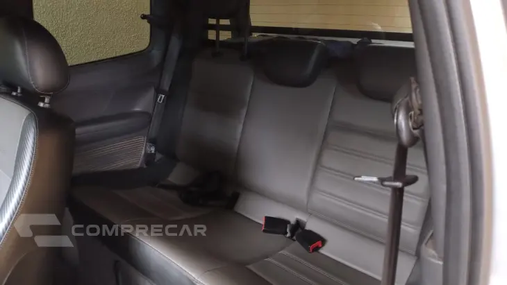 SAVEIRO 1.6 Cross CD 16V