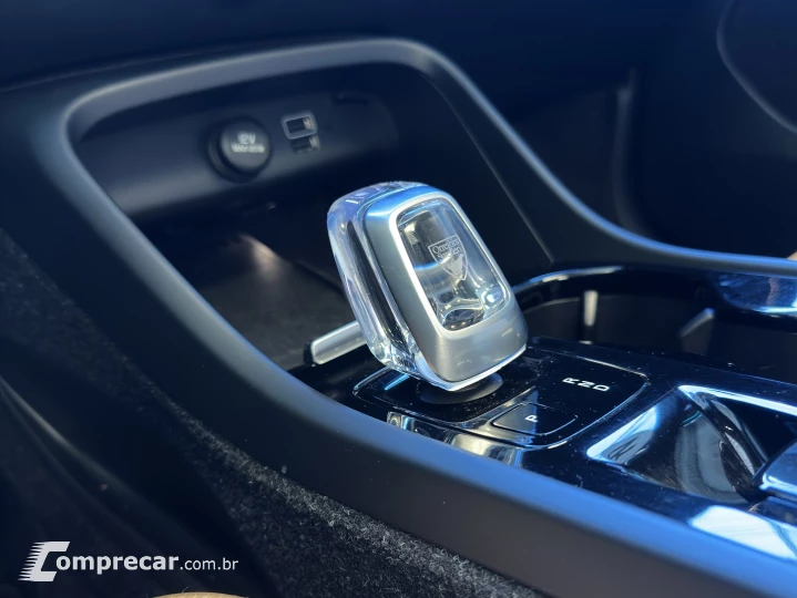 XC40 2.0 T4 GASOLINA INSCRIPTION GEARTRONIC