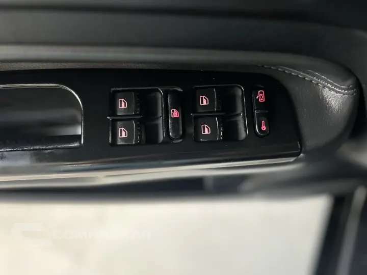 GOLF 2.0 MI SPORTLINE 8V FLEX 4P TIPTRONIC