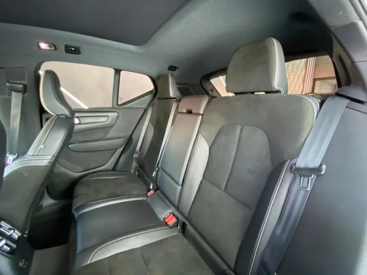 XC40 T5 RDESIGN (HIBRIDO)