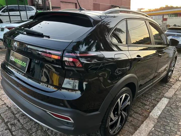 Nivus Highline 1.0 200 TSI Flex Aut.