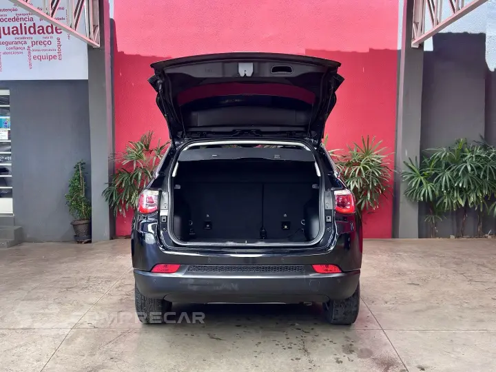 COMPASS 2.0 16V FLEX SPORT AUTOMÁTICO