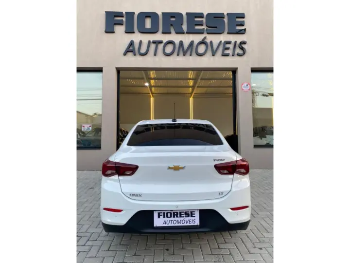 ONIX 1.0 TURBO FLEX PLUS PREMIER AUTOMÁTICO