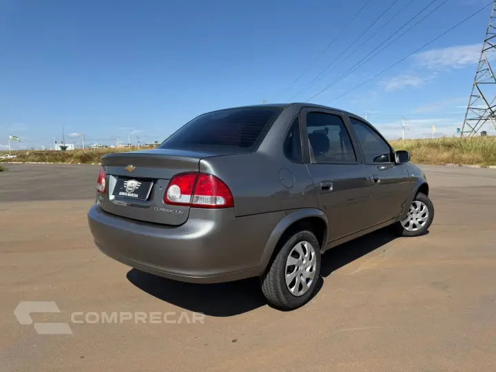 CLASSIC 1.0 MPFI LS 8V FLEX 4P MANUAL