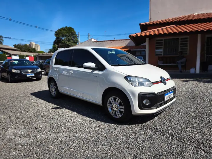 UP 1.0 TSI Move UP 12V