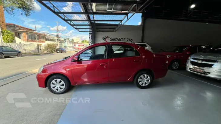 ETIOS XS Sedan1.5 Flex 16V 4p Mec.