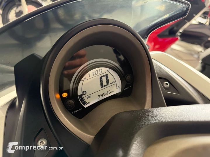 nmax 160C abs