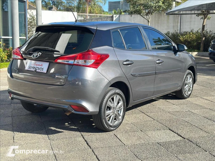 YARIS 1.5 16V FLEX XL PLUS CONNECT MULTIDRIVE