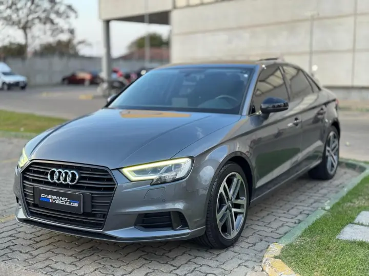 A3 Sedan 2.0 16V 4P TFSI PERFORMANCE BLACK S-TRONIC AUTOMÁTI