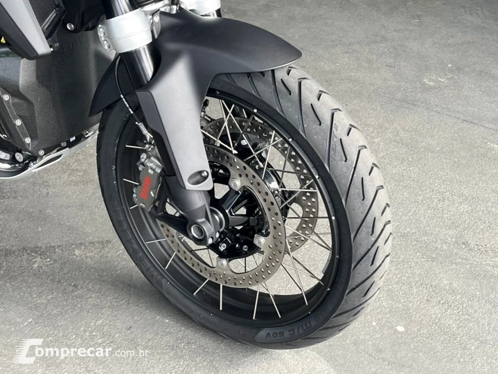 R 1300 GS TRIPLE BLACK