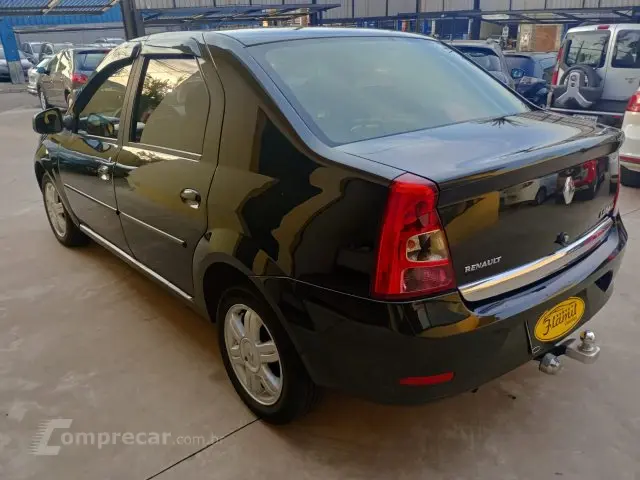 LOGAN - 1.6 EXPRESSION 16V 4P AUTOMÁTICO