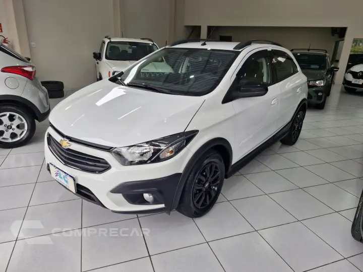 Onix Hatch 1.4 4P FLEX ACTIV AUTOMÁTICO