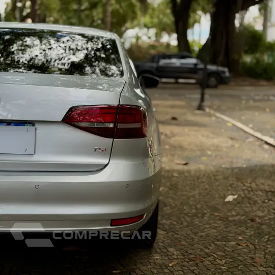 JETTA 1.4 16V TSI Comfortline