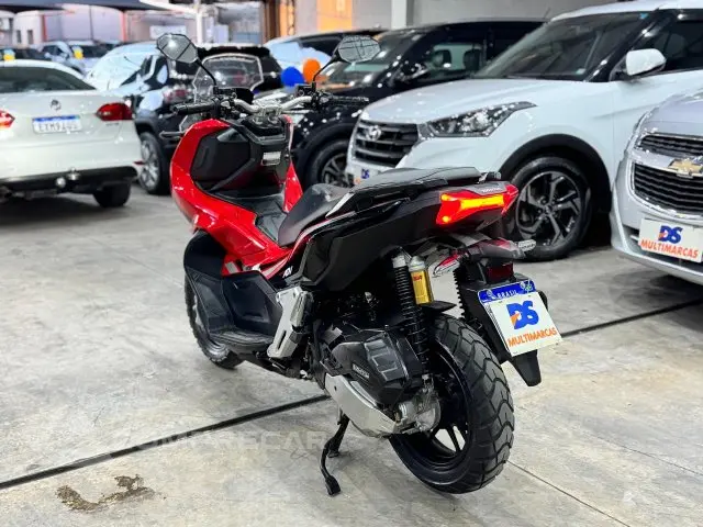 ADV 150 - SCOOTER