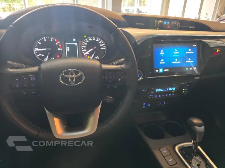 HILUX 2.8 D-4D TURBO DIESEL CD SRX 4X4 AUTOMÁTICO
