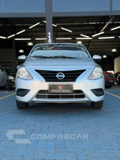 VERSA 1.0 12V FlexStart 4p Mec.