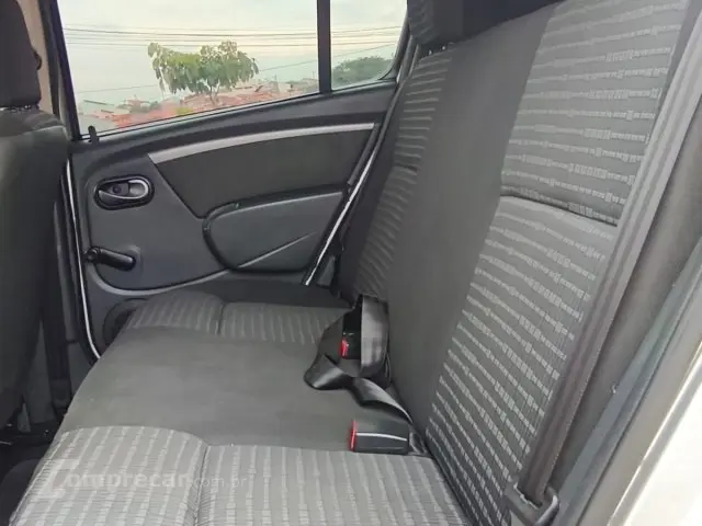 SANDERO - 1.6 EXPRESSION 8V 4P MANUAL