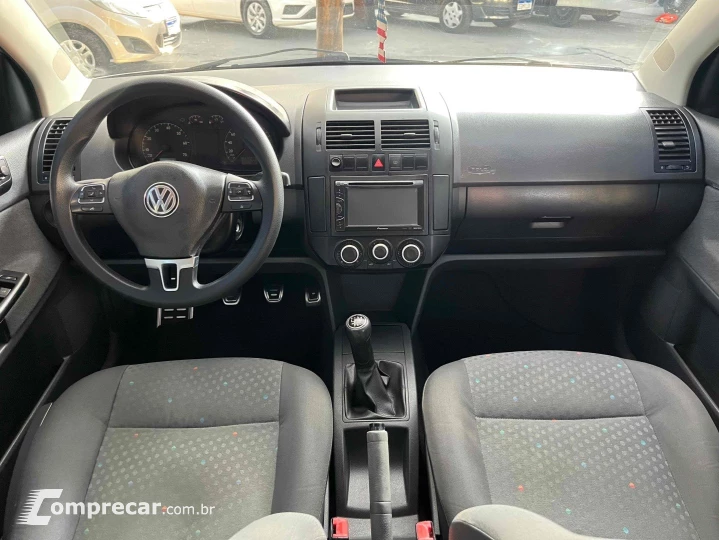 POLO SEDAN 1.6 MI 8V FLEX 4P MANUAL