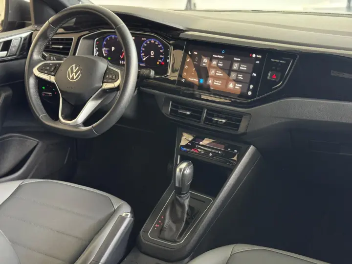 Nivus 1.0 4P FLEX 200 TSI HIGHLINE TURBO AUTOMÁTICO