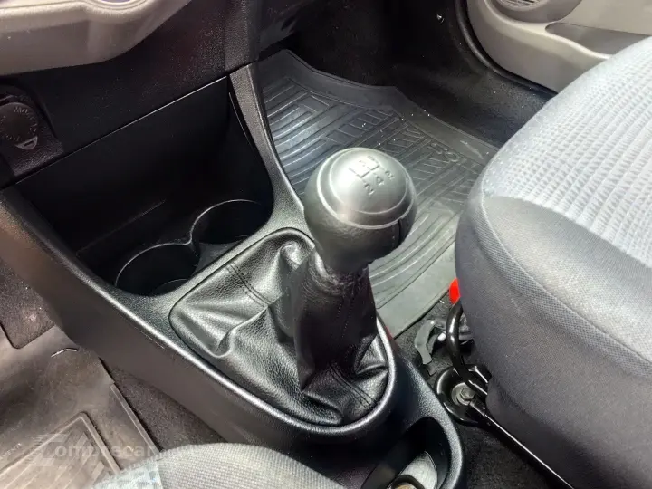 ETIOS 1.3 XS 16V FLEX 4P MANUAL