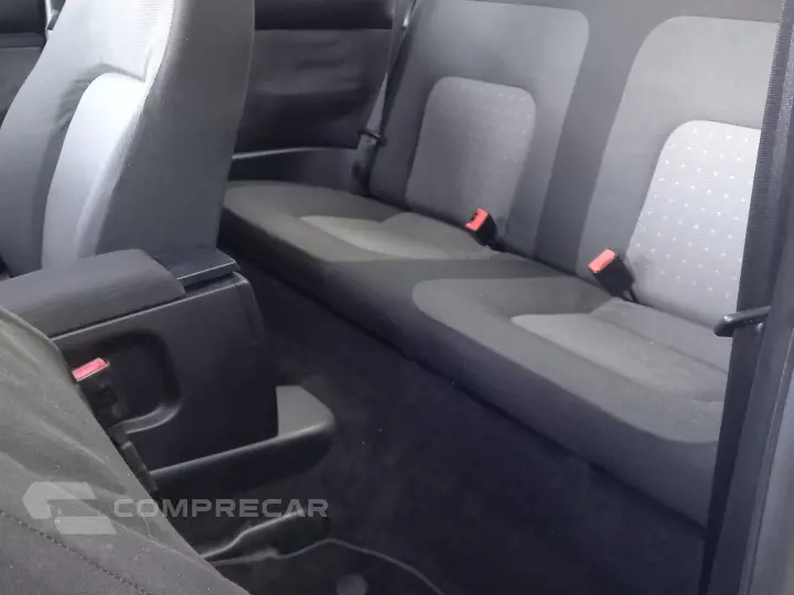 New Beetle 2.0 Mi 8V Gasolina 2P Automático