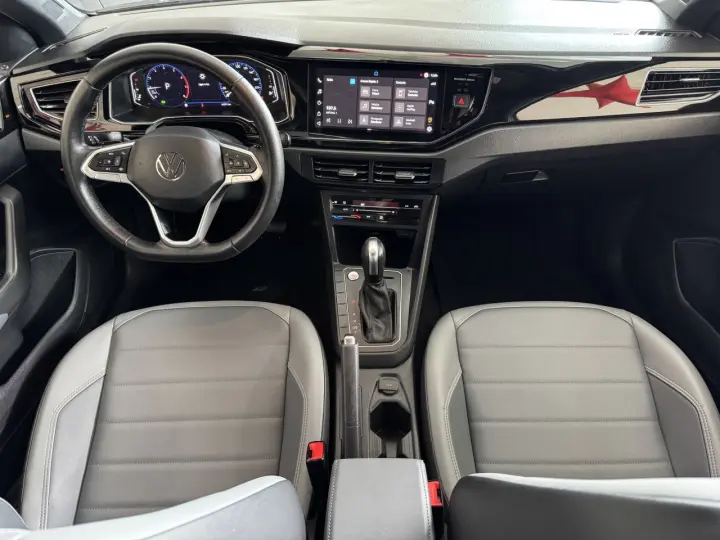 Nivus 1.0 4P FLEX 200 TSI HIGHLINE TURBO AUTOMÁTICO