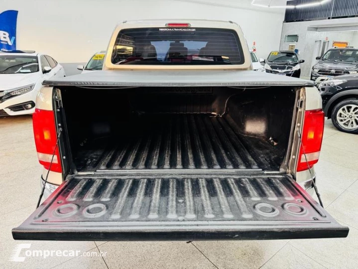 AMAROK HIGHLINE CD 4X4 2.0 16V TURBO INTERCOOLER AUT.