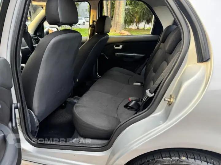 Palio HLX 1.8 mpi Flex 8V 4p