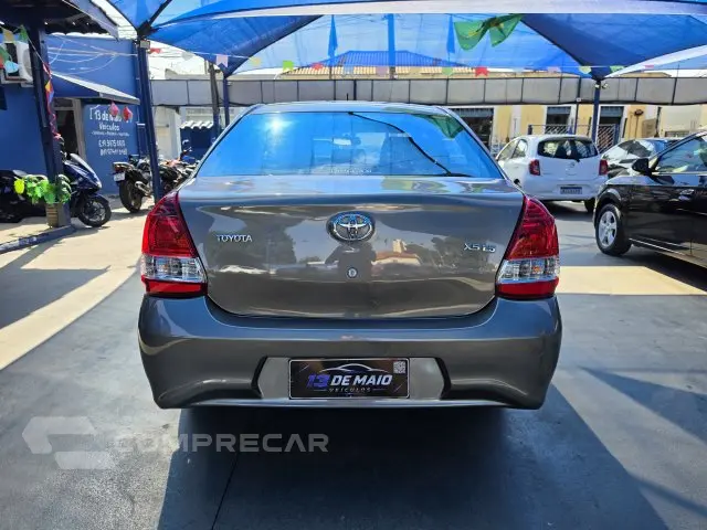 ETIOS SEDAN - 1.5 XS SEDAN 16V 4P AUTOMÁTICO