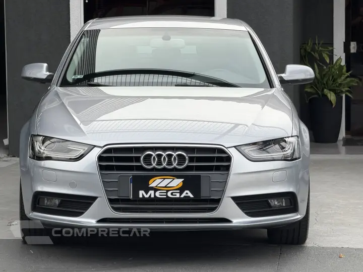 A4 1.8 TFSI AMBIENTE GASOLINA 4P MULTITRONIC